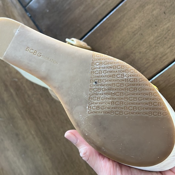 BCBG Leather platform color block wedges - Picture 8 of 9